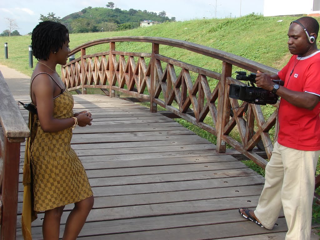 Oyiza on Set 8.jpg