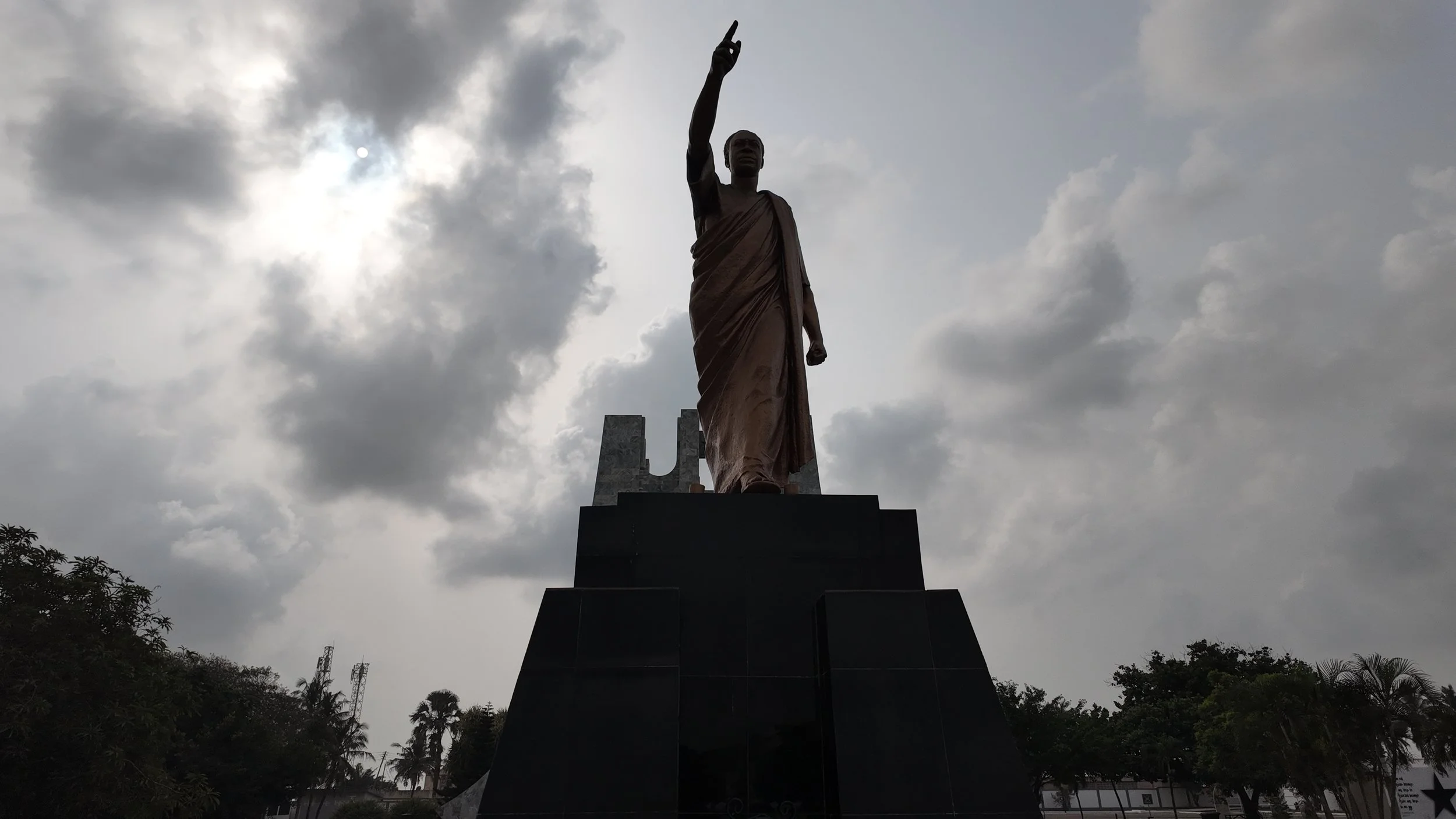 EL@80 Statue of Kwame Nkrumah at The Kwame Nkrumah Museum.JPG
