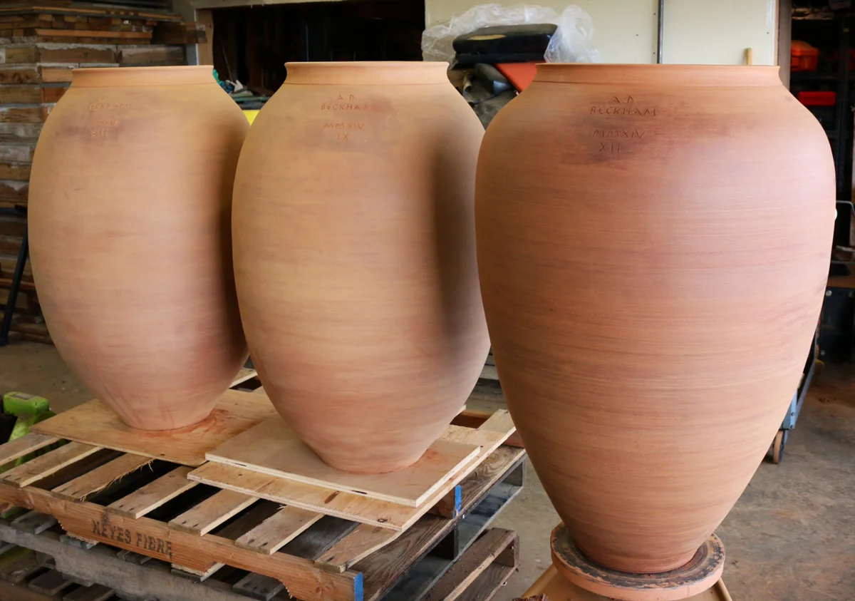 3Amphora.jpg
