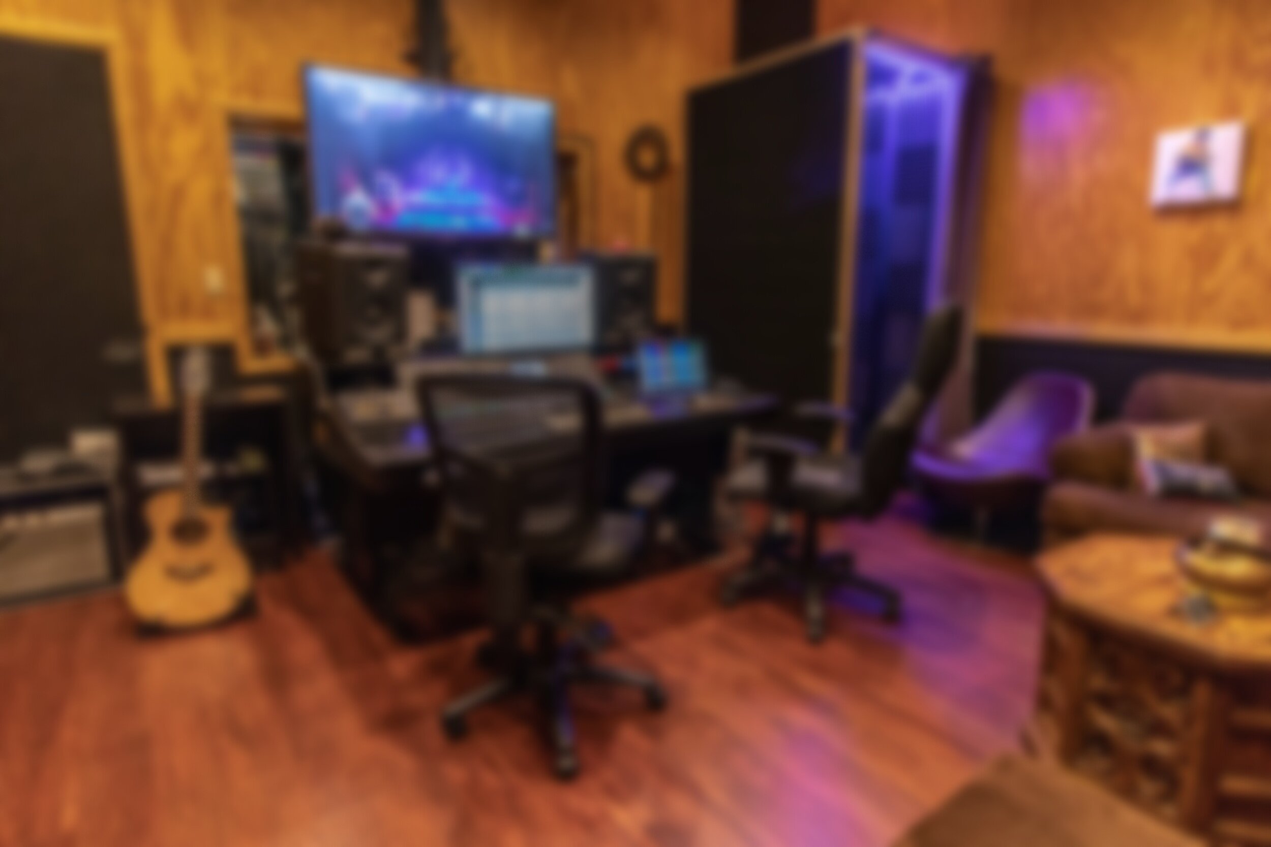 Close+Control+Room.jpg