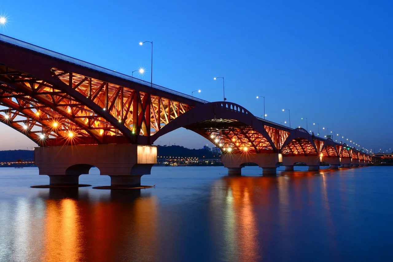 bridge-2805539_1280.jpg