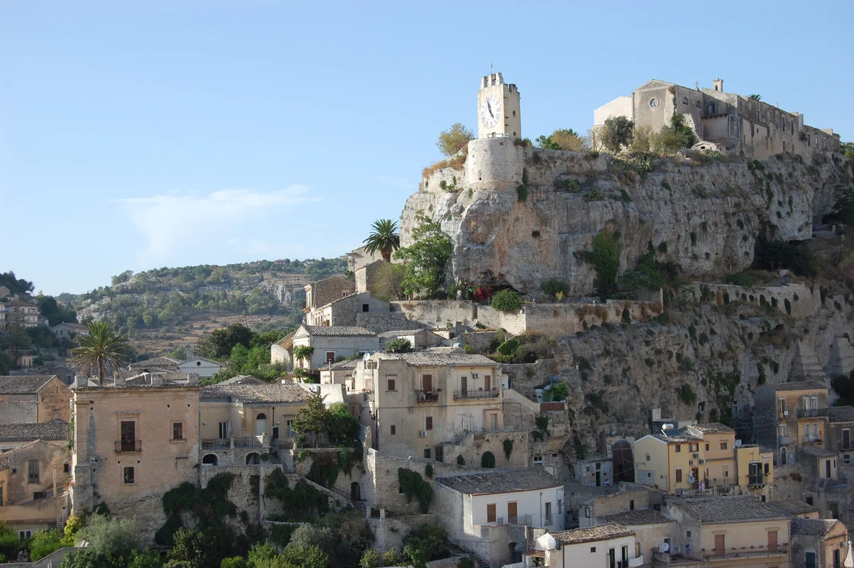 Castello_di_Modica.jpeg