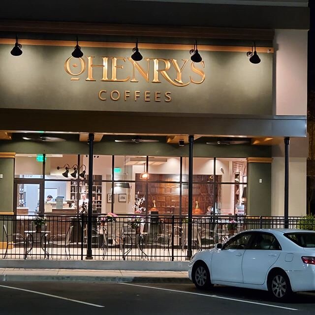 CRB Electrical Services would like to announce that O'Henry Coffee in Hoover, Alabama is officially open for business. Here are a few pictures of our work. Great project @ohenryscoffeecompany #crbelectricalservices #getpluggedin #electricalcontrator 