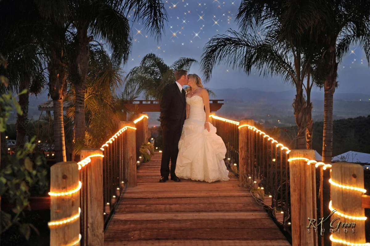 RK Green Studios Wedding Bridge Stars Temecula 5.jpg