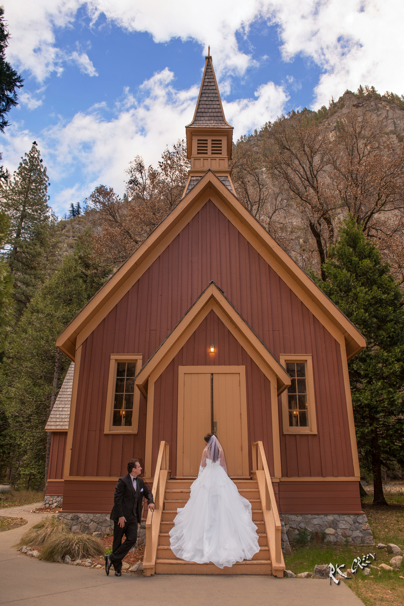 RK Green Studios Yosemite Chapel Bride and Groom 5.jpg