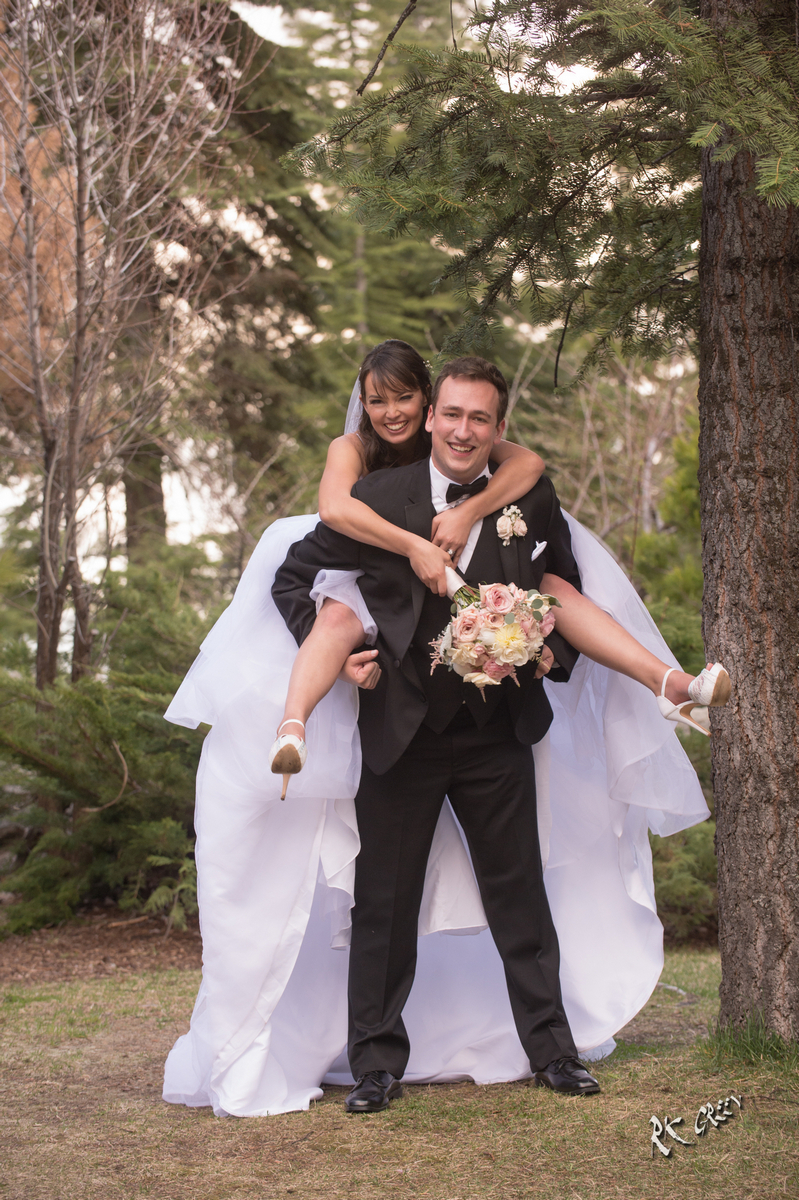 RK Green Studios Yosemite Wedding Piggyback 9.jpg