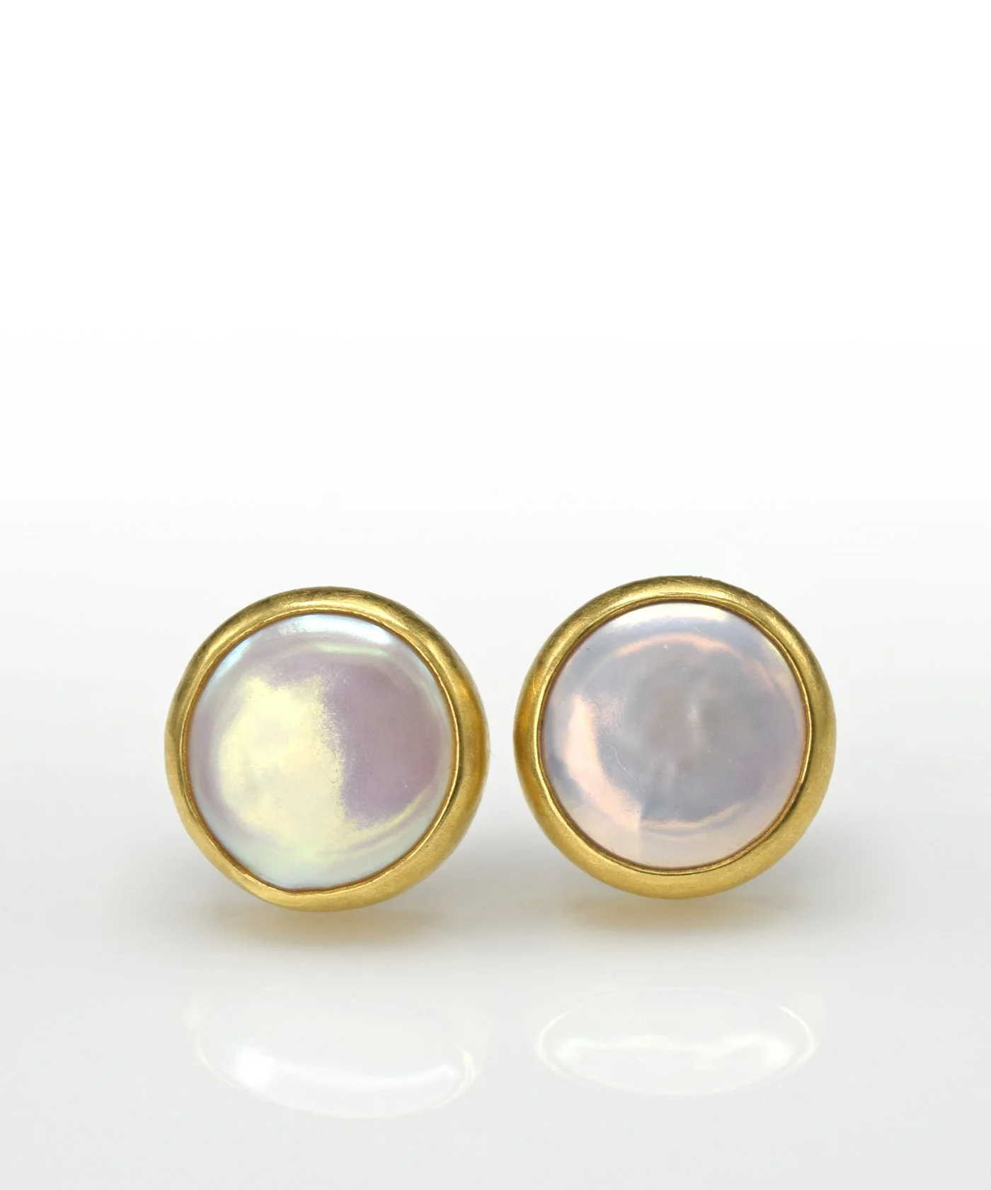 Pearl 22K Silver ear studs 3.jpg