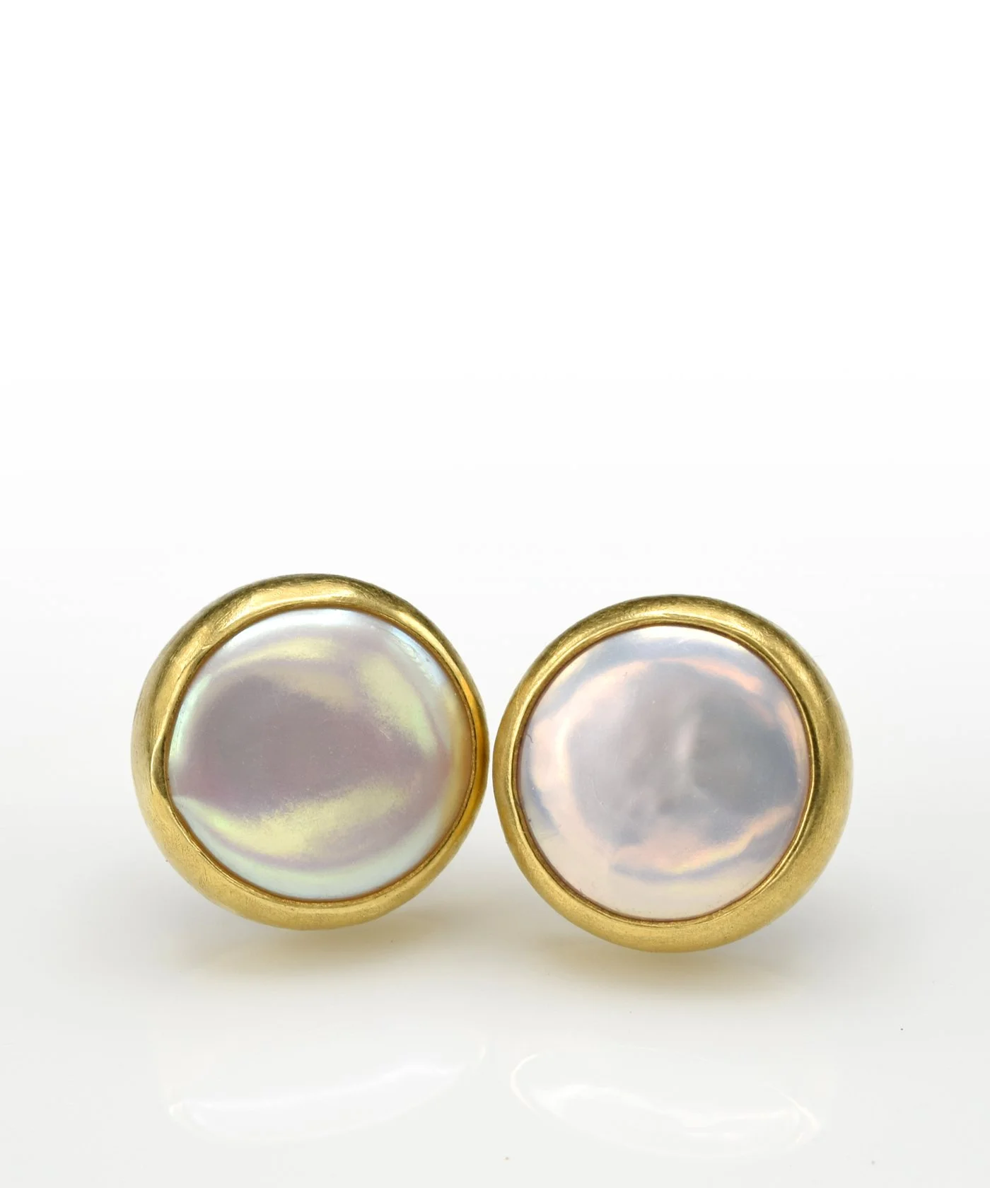 Pearl 22K Silver ear studs 1.jpg