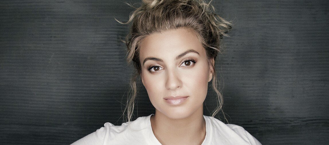 tori kelly.jpg