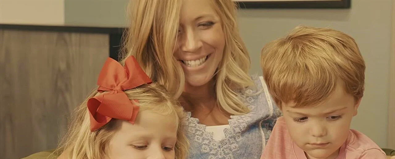 Ellie Holcomb.jpg