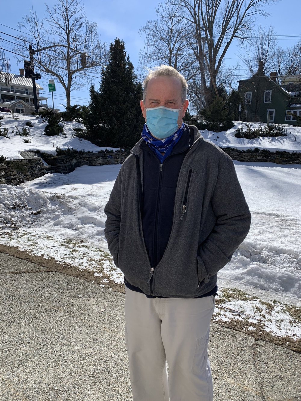 Jon Anderson heads into the Hinesburg town hall to cast a vote against the Hinesburg ambulance service. (Maddy Holden/Community News Service)
