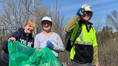  Green Up Day clean up is invigorating. Photo by Lesley Murray. 