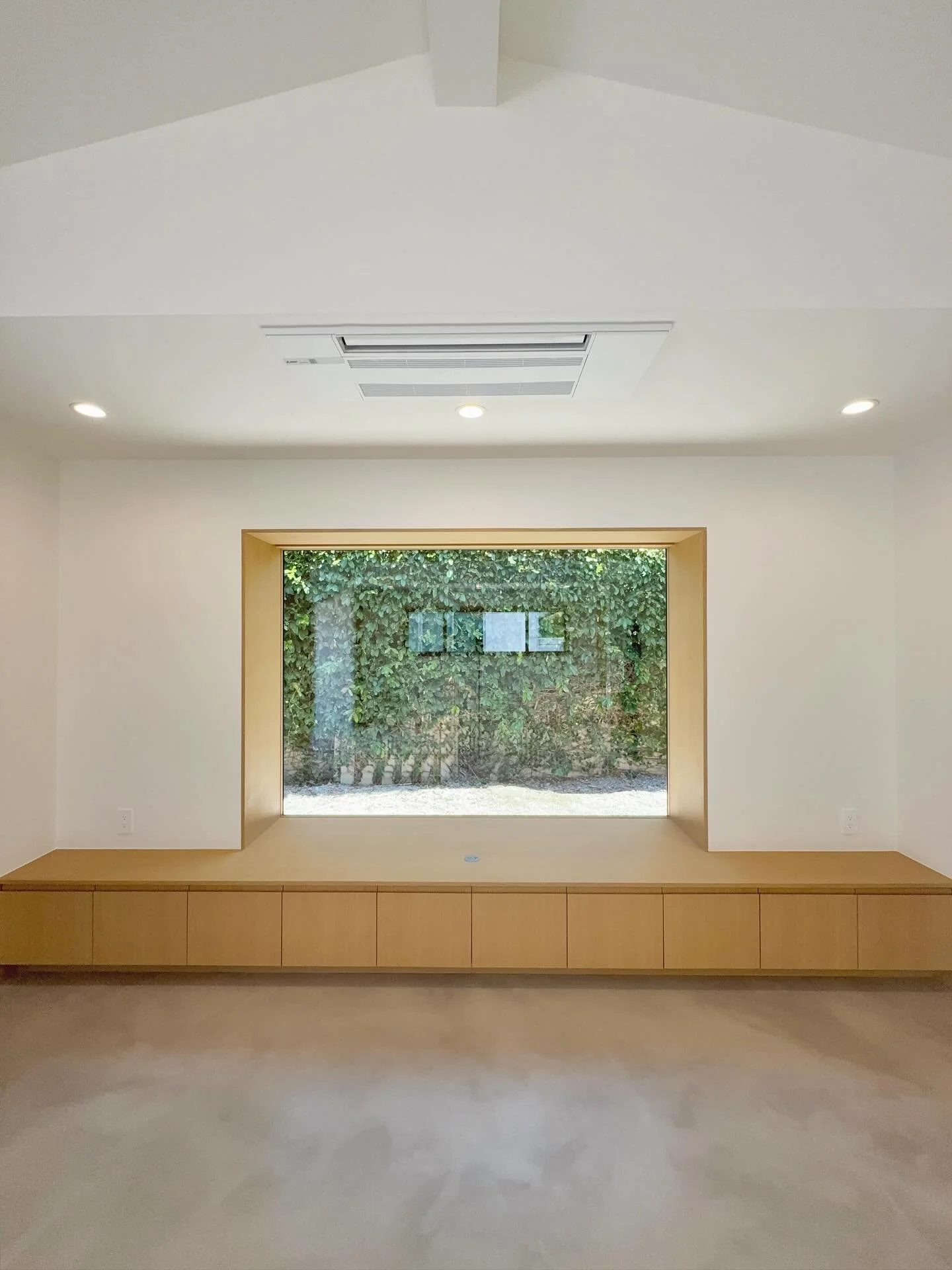 Recently completed garage conversion to ADU studio. 
.
.
A true example of our consistent pursuit on achieving the highest level of finish craftsmanship.