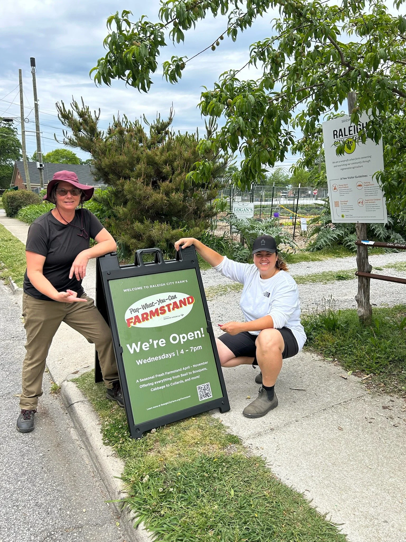 Pay-What-You-Can Farmstand