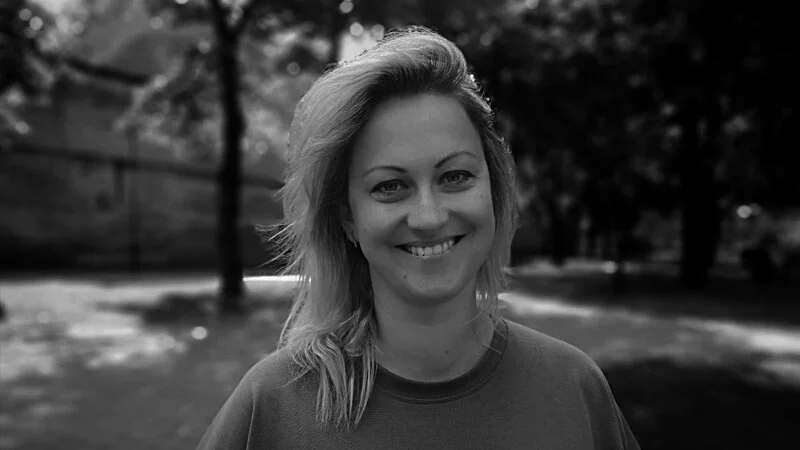 Elina_Zazerska_BW.jpg