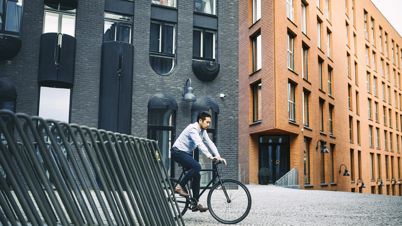 2273_Man biking in Rotermann Quarter_Rasmus Jurkatam_18130629.jpg