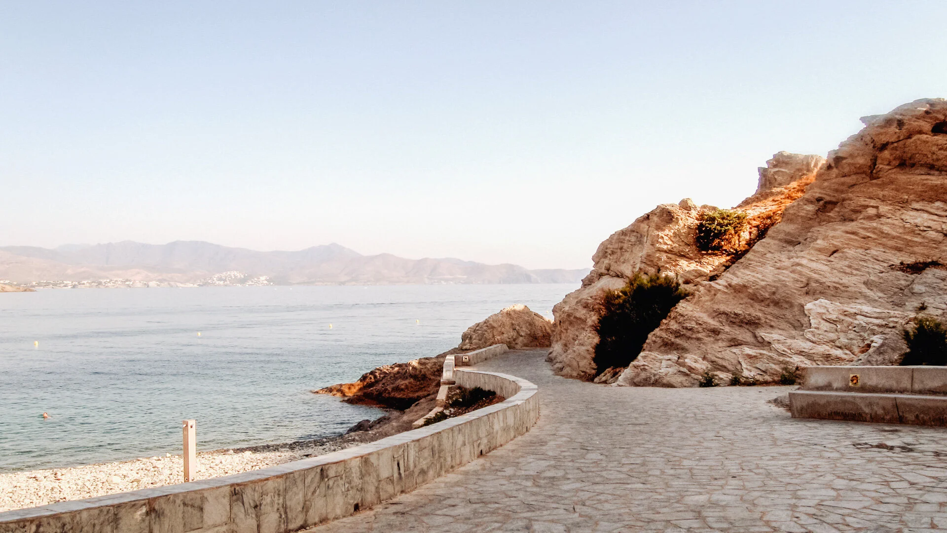 Beach-4.jpg