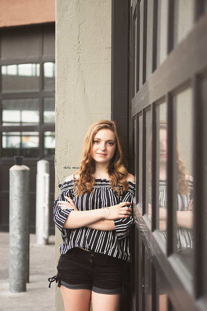 detroit senior portrait photography