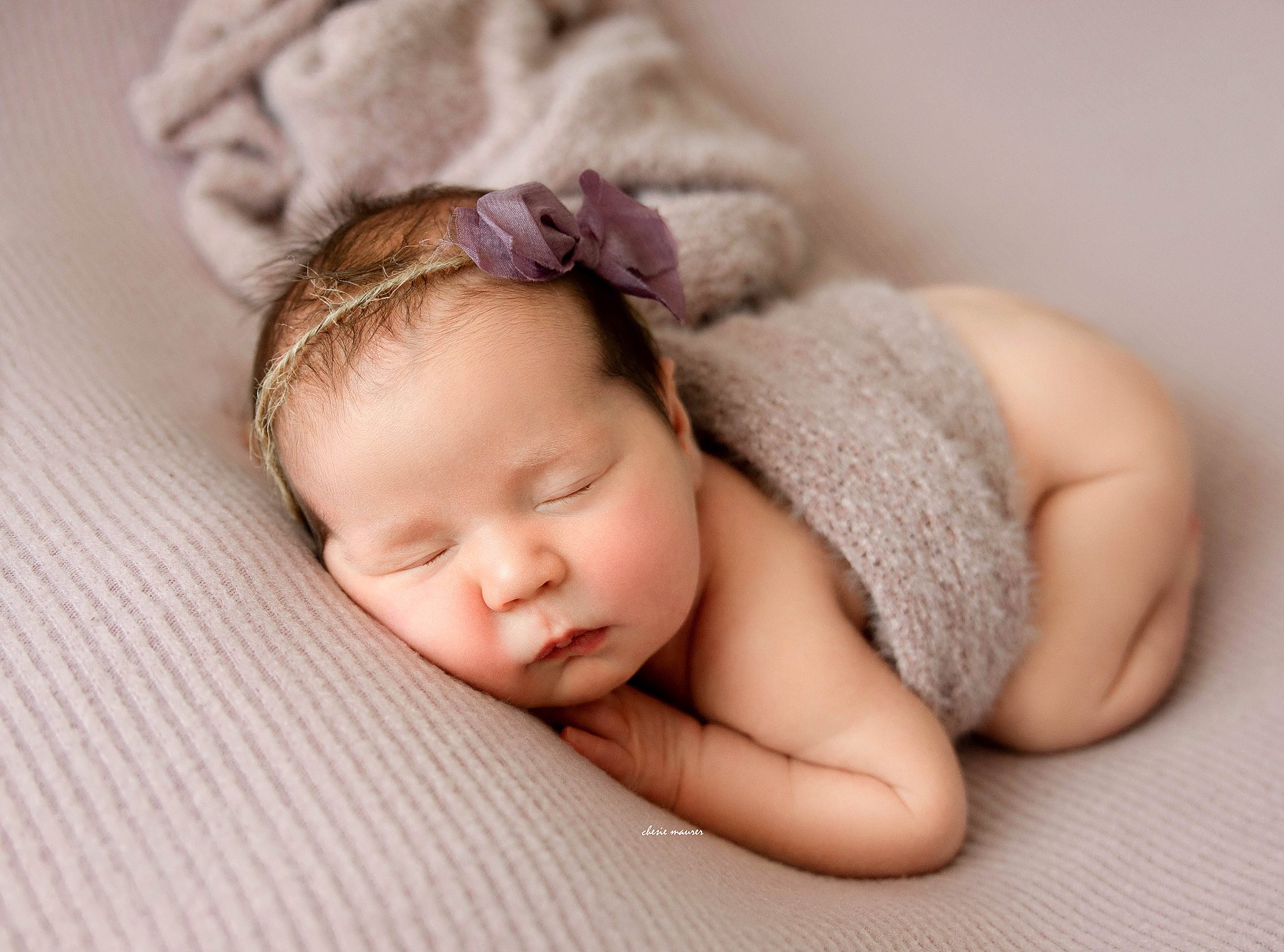 Newborn baby photography rochester hills michigan