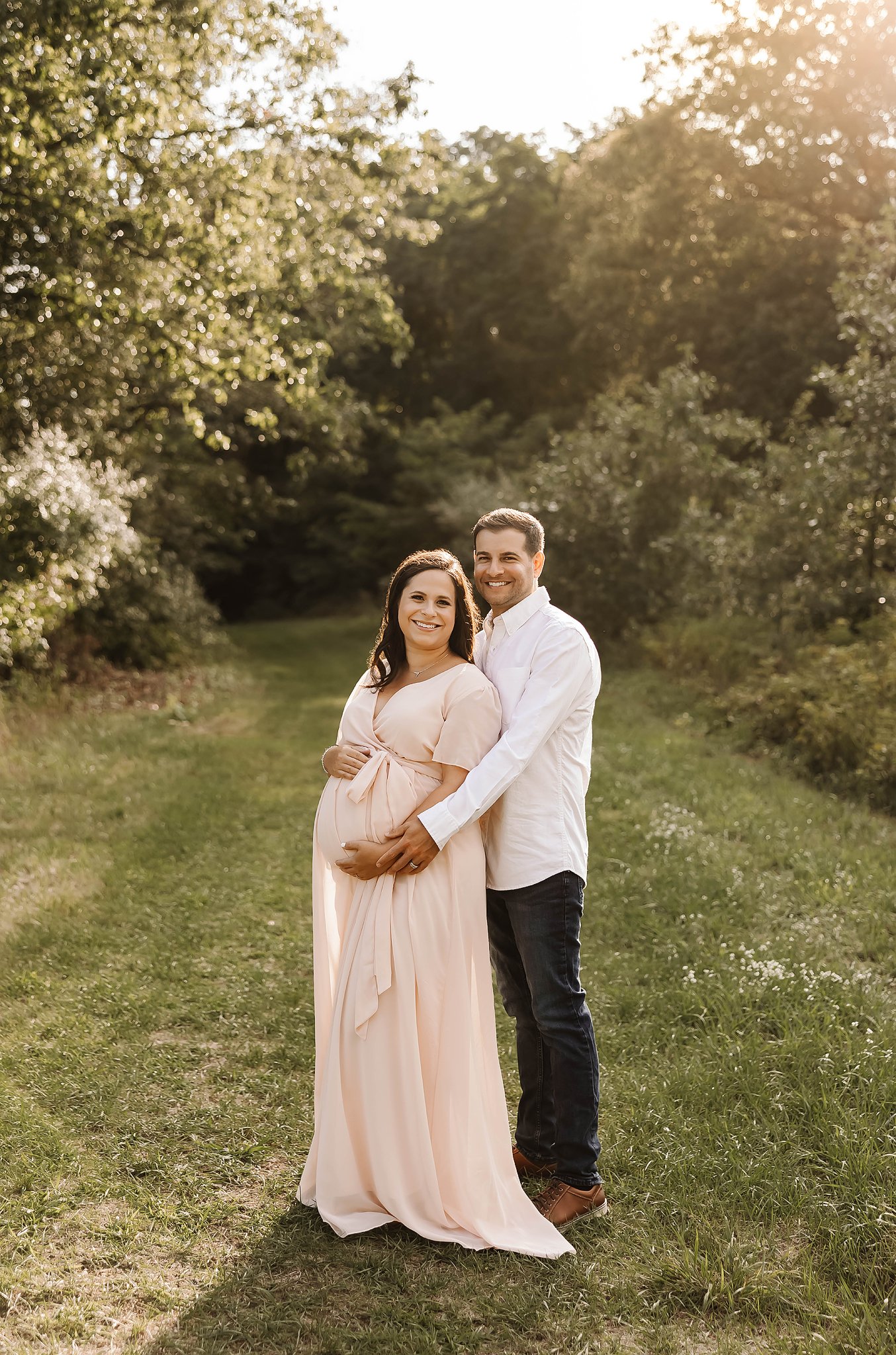 best maternity and newborn photographer shelby township mi