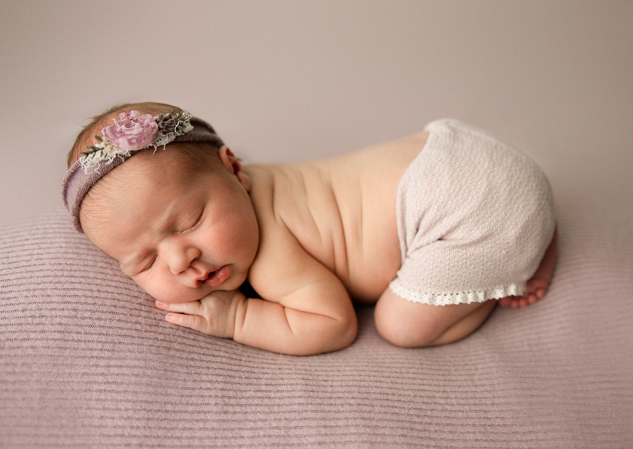 chesterfield mi newborn photographer