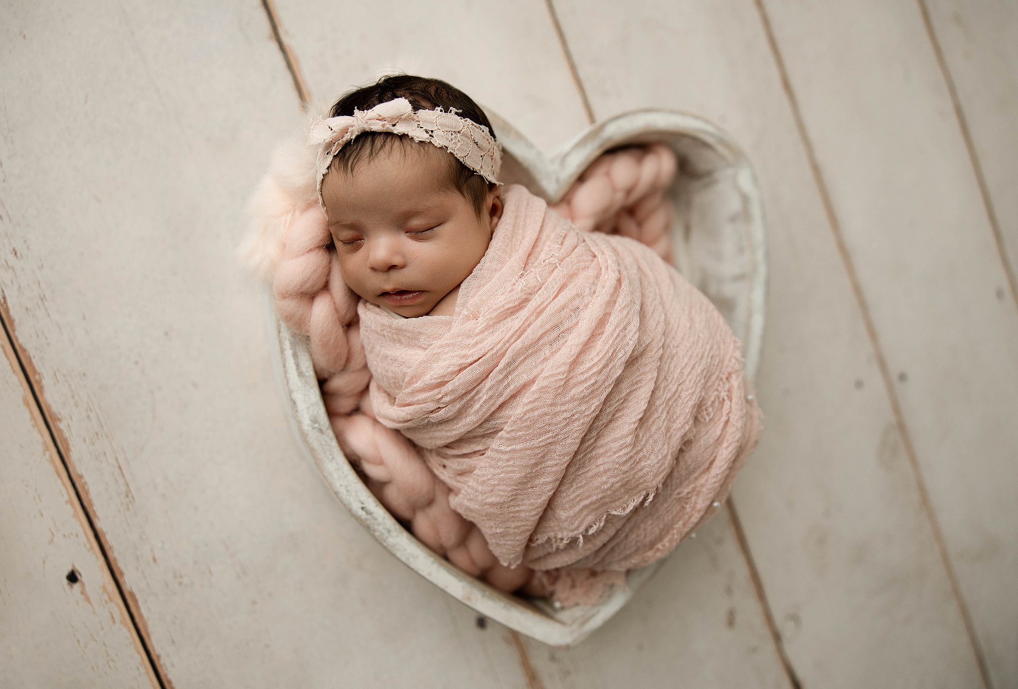 romeo mi newborn photographer