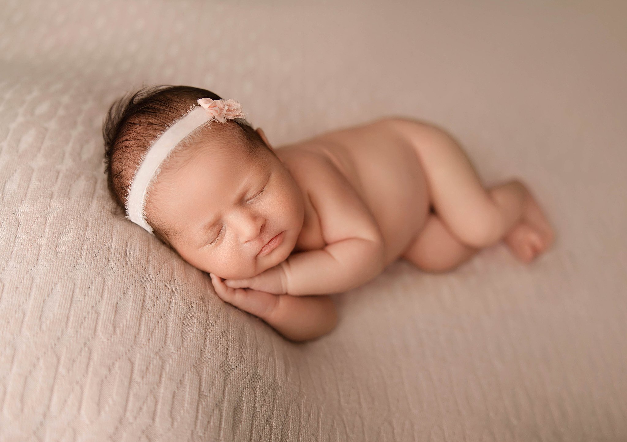 macomb mi newborn photography