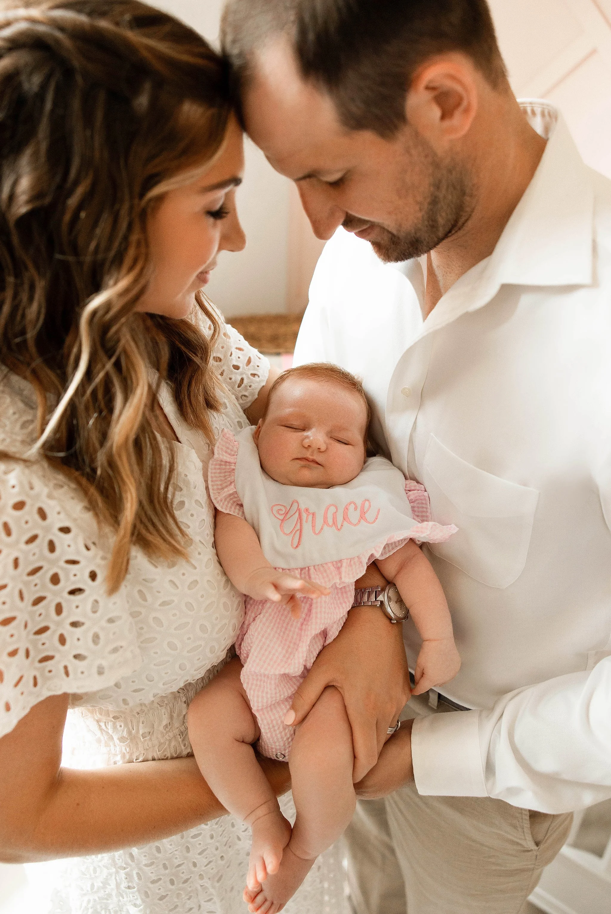 newborn photographer sterling heights michigan