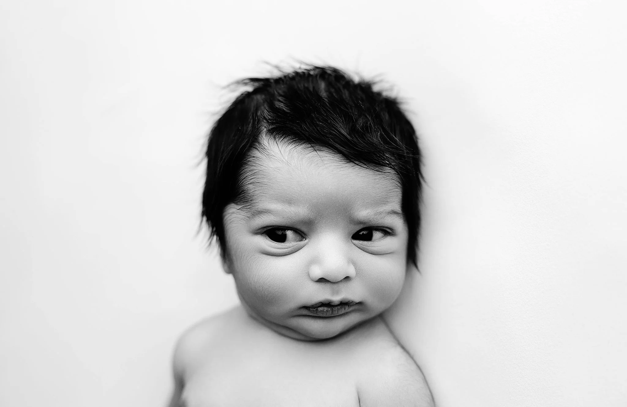 when-to-book-newborn-photo-session