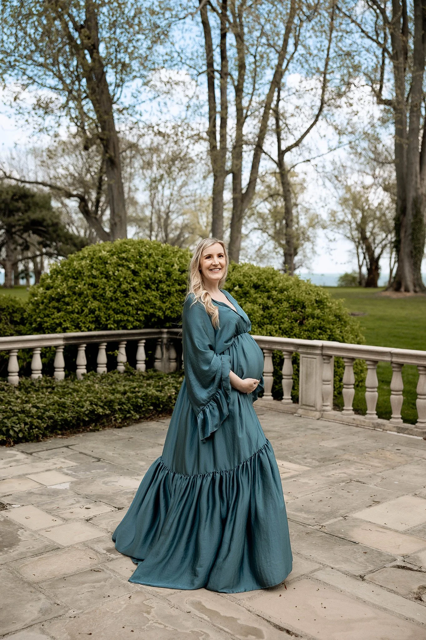 what-to-wear-maternity-photoshoot-detroit