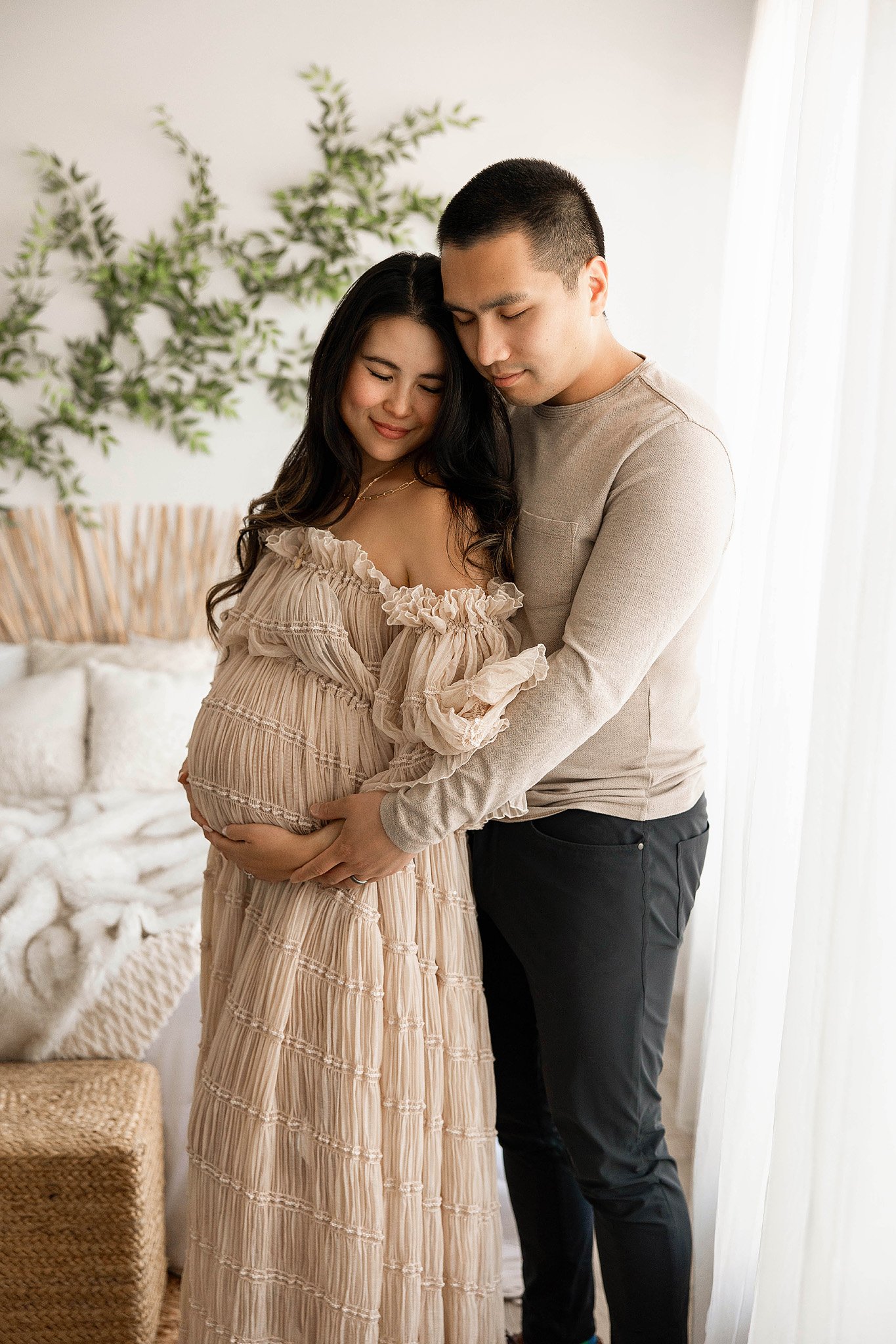 instudio-maternity-photography-detroit