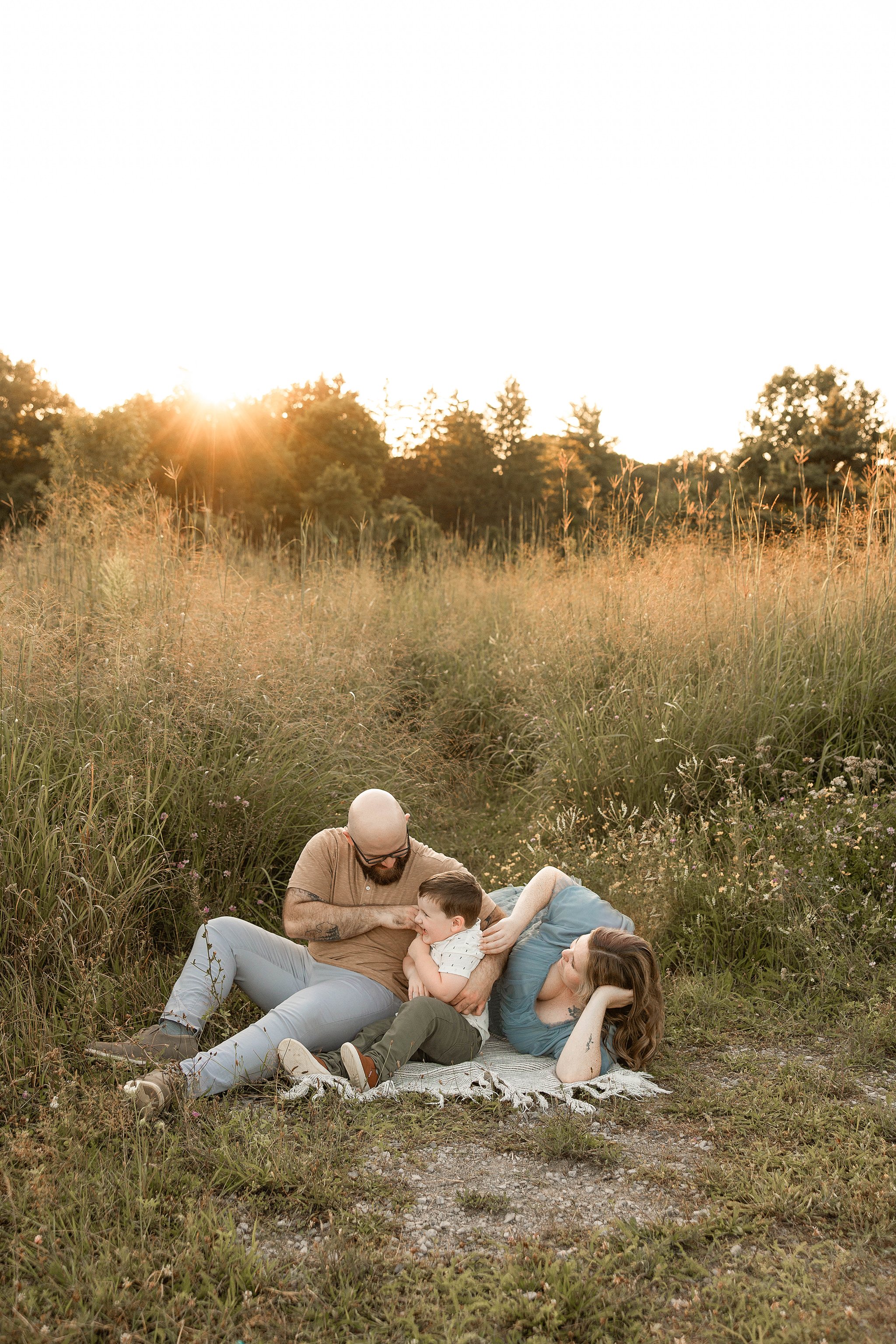 family maternity photoshoot metro detroit