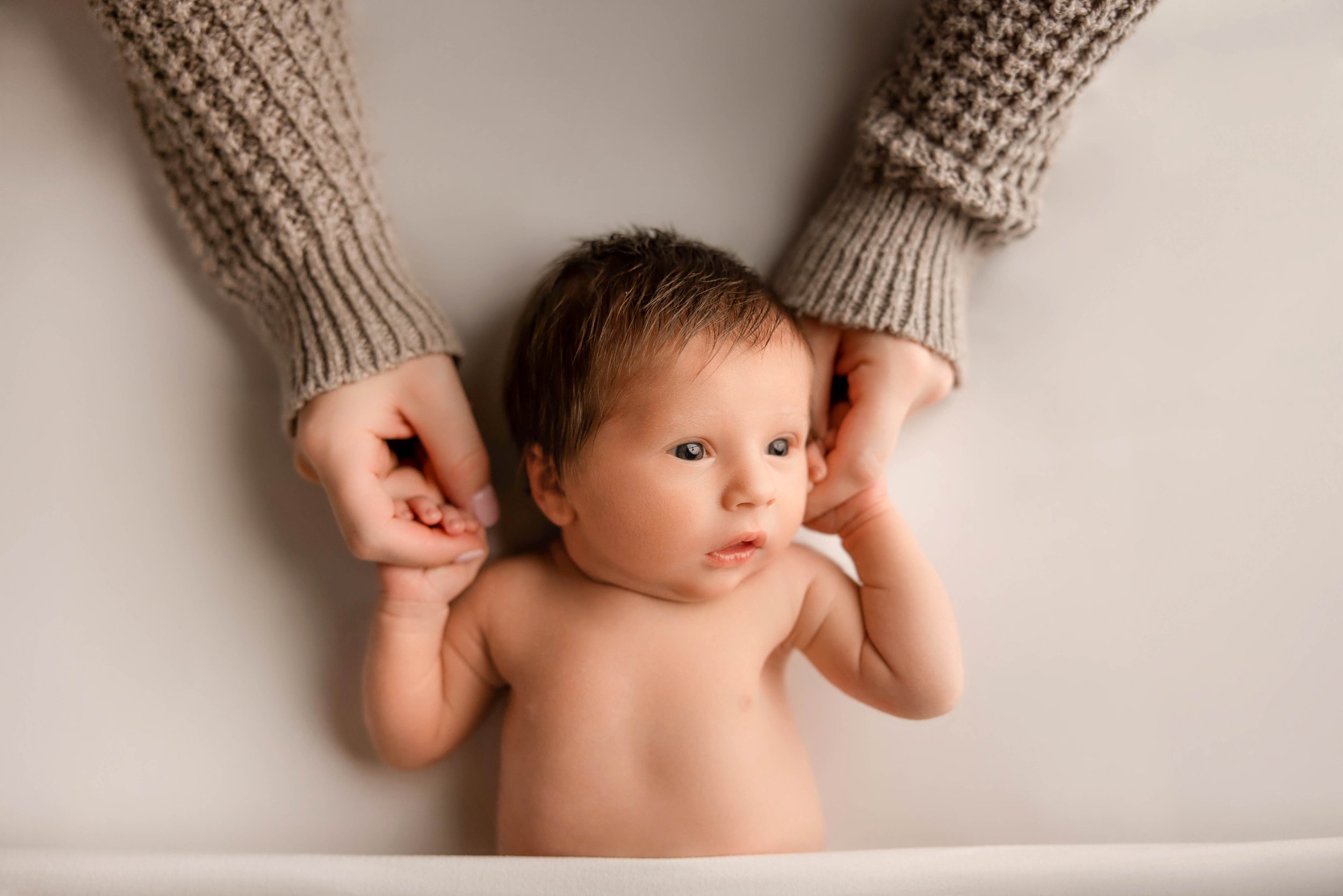 10 Tips For How to Soothe A Newborn Baby — Chelsie Maurer Photography