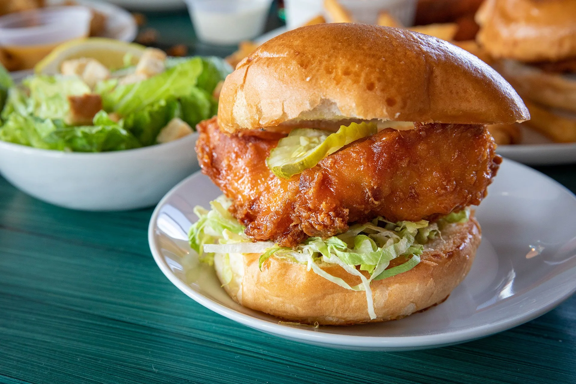 BB's Crispy Chicken - classic chicken sandwich