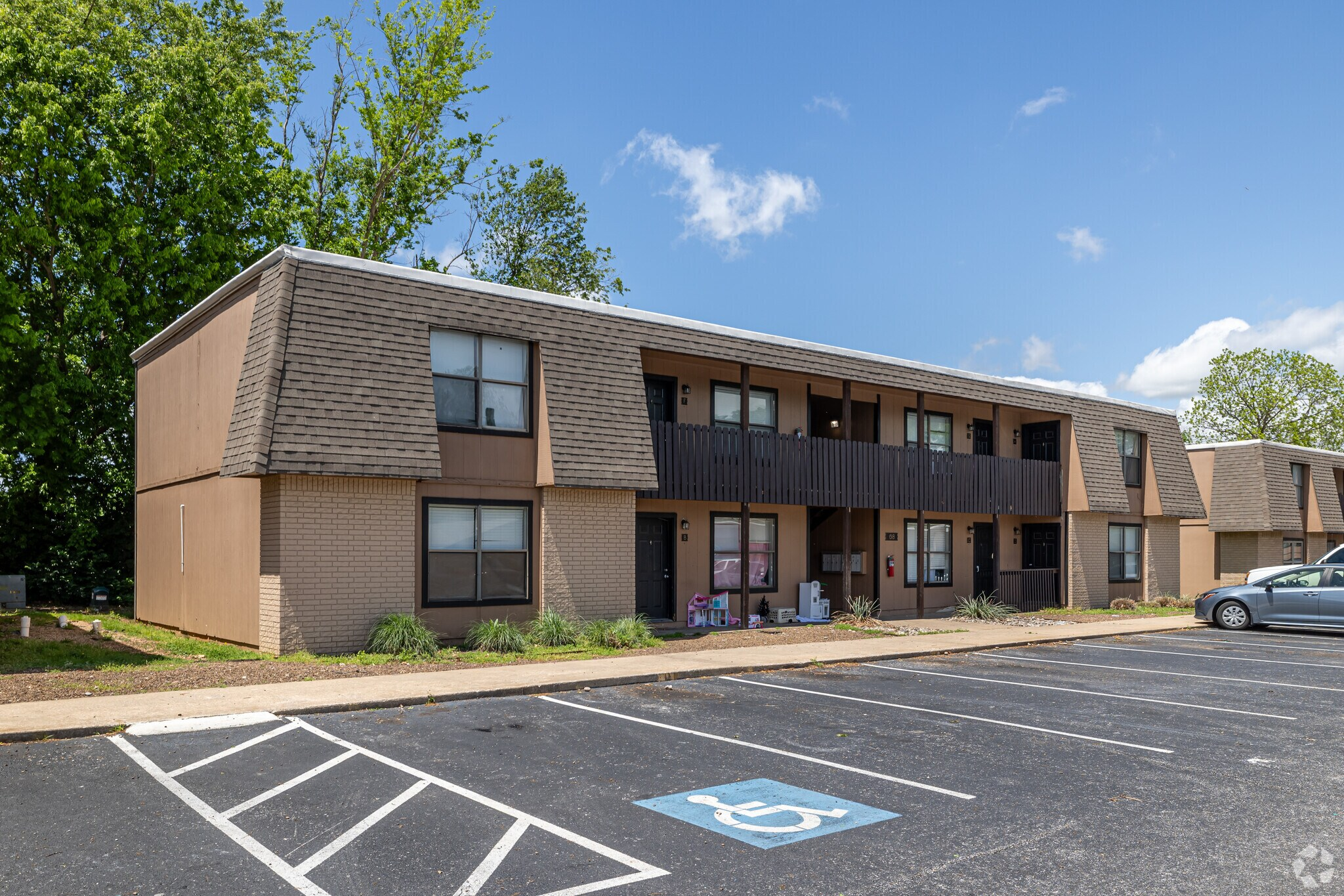 620 Oak Ave Springdale, AR