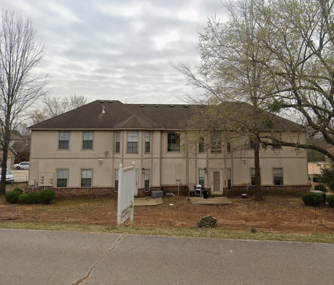 596 E Miracle Dr Fayetteville, AR