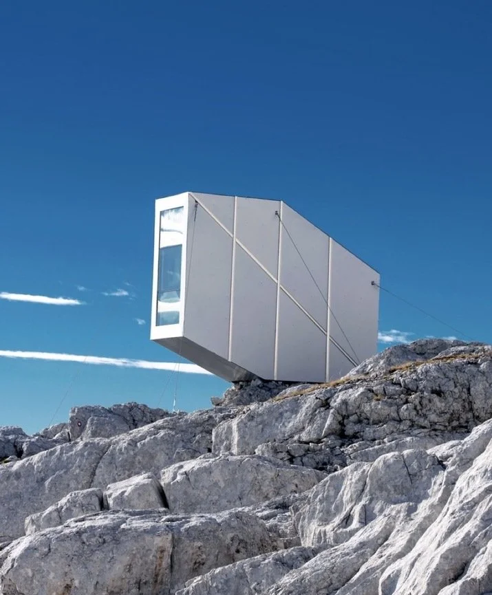 Winter Cabin on Mount Kanin / OFIS arhitekti