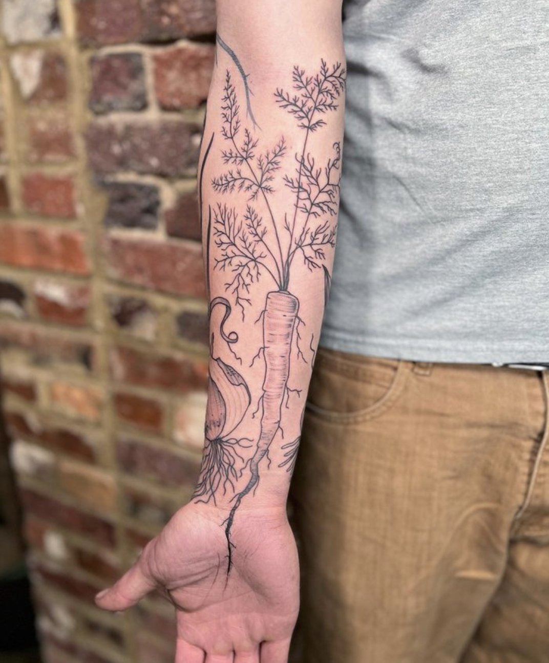 Poppy and babys breath by Noelle at Yarrow Studio in Brooklyn NY  r tattoos