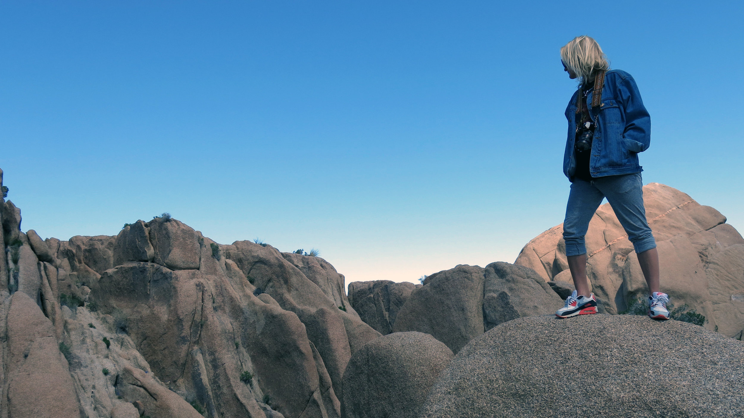 tara_jumbo rocks.jpg