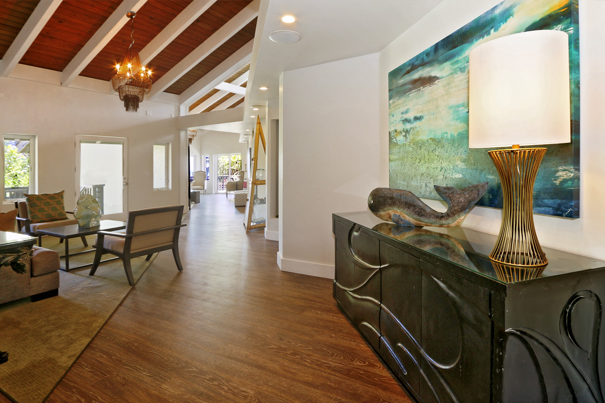 maui2020-waileainn-commonarea02.jpg