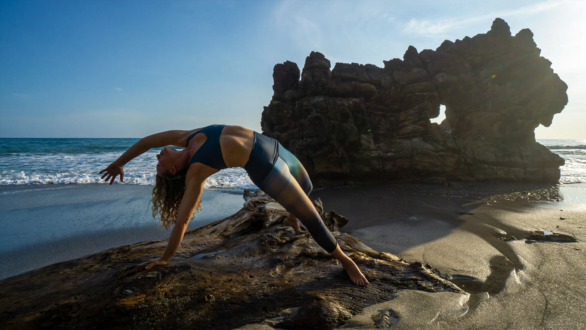 banner-aligned-flow-yoga-bio-costa-rica-rock.jpg