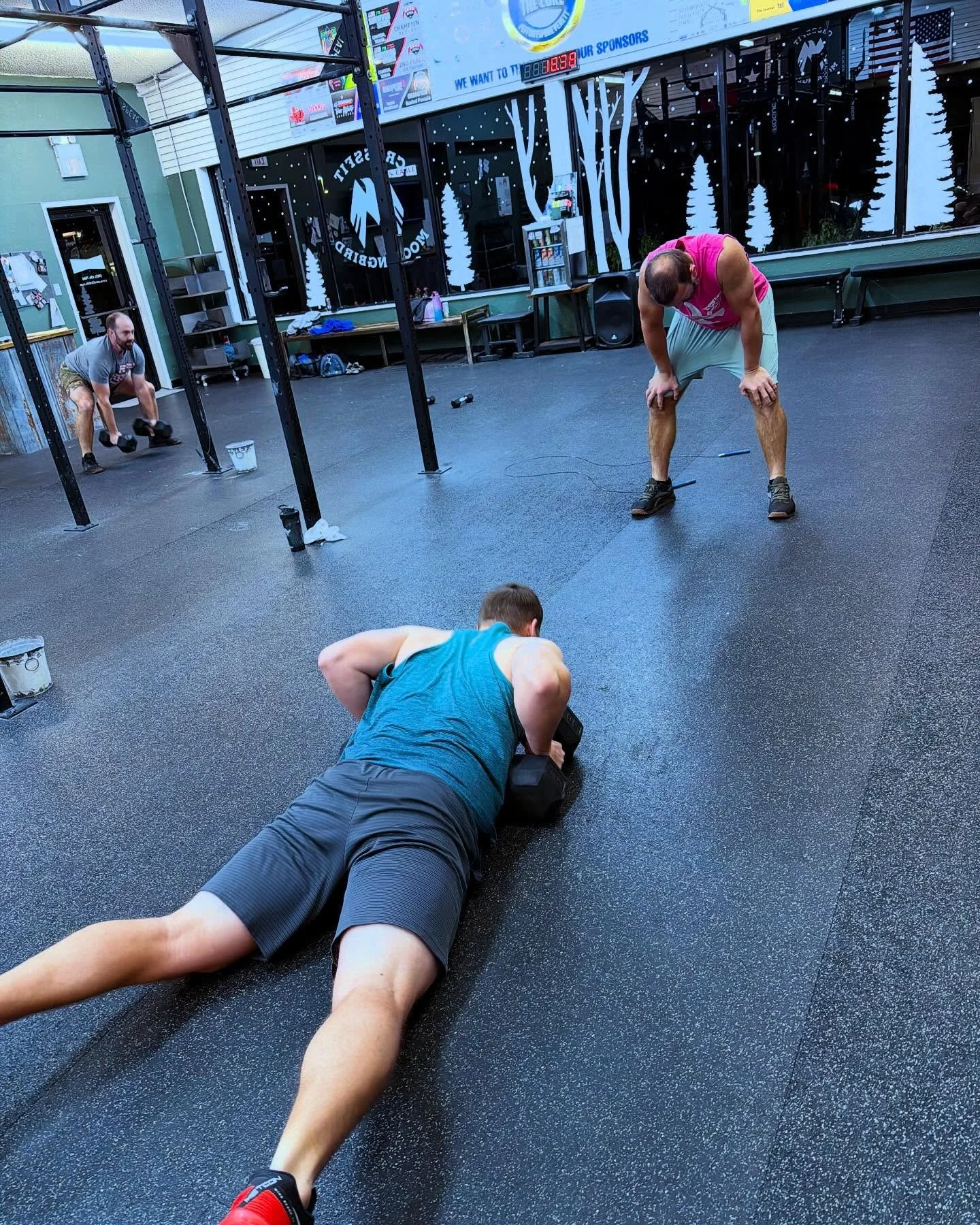 Partner up! This Devils Press WOD is about to SLEIGH you. 🎅🏼🎄