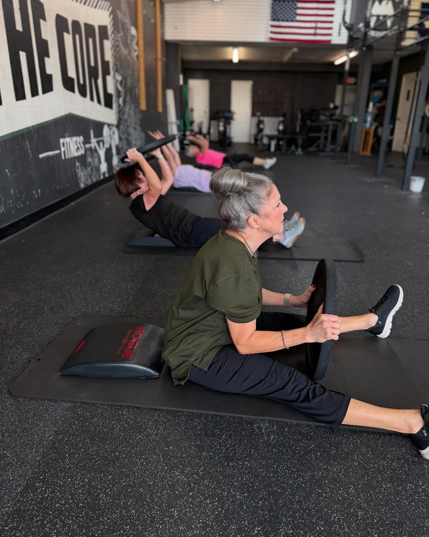The motivation won&rsquo;t last forever. Come be a part of a community that will keep you focused on your goals even when it gets hard. 

Come check us out for a week for free!! 
https://bit.ly/2023FreeTrialCore

#situps #lowimpact #longevity #wholen