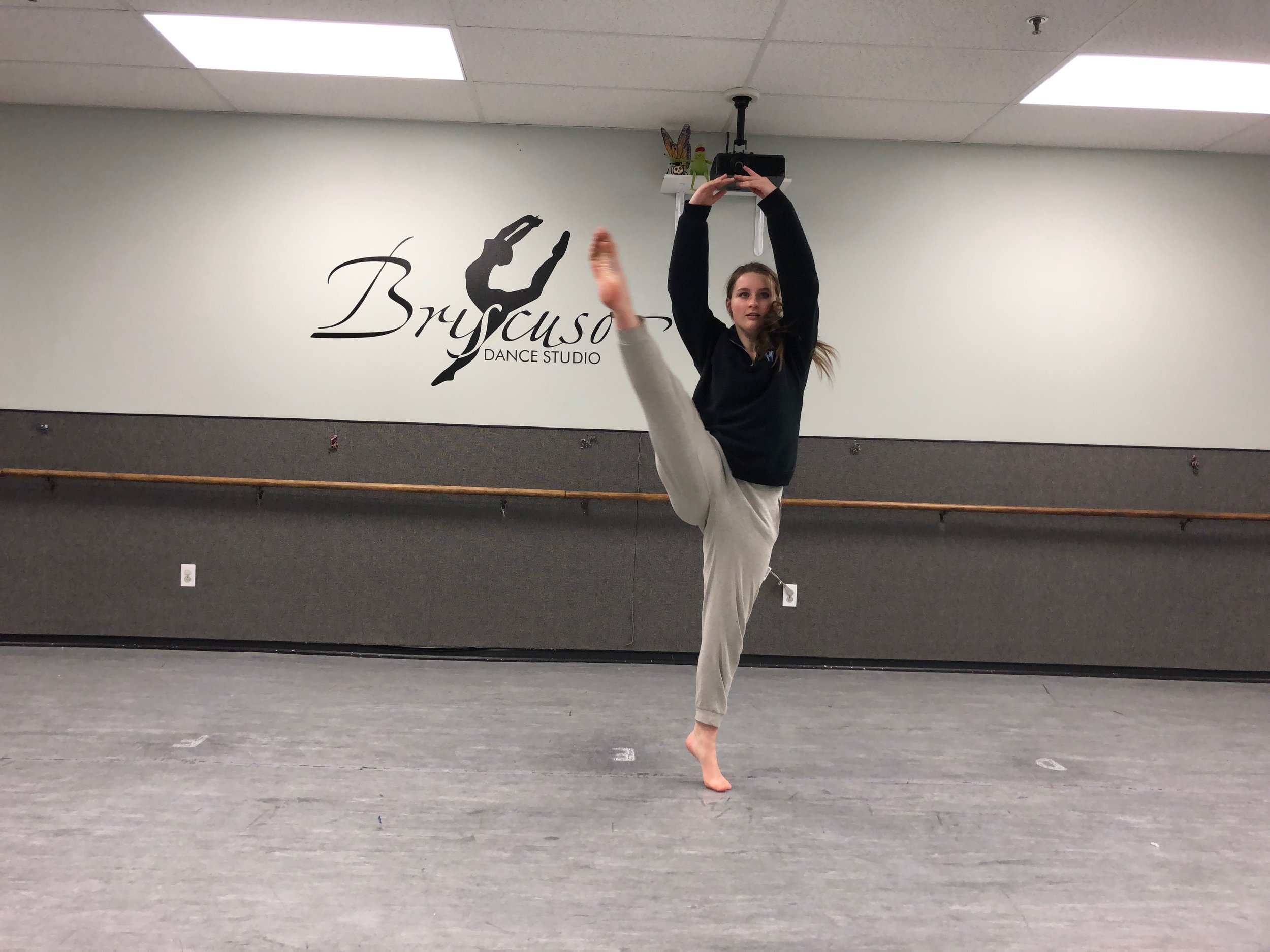 teen jazz dance class