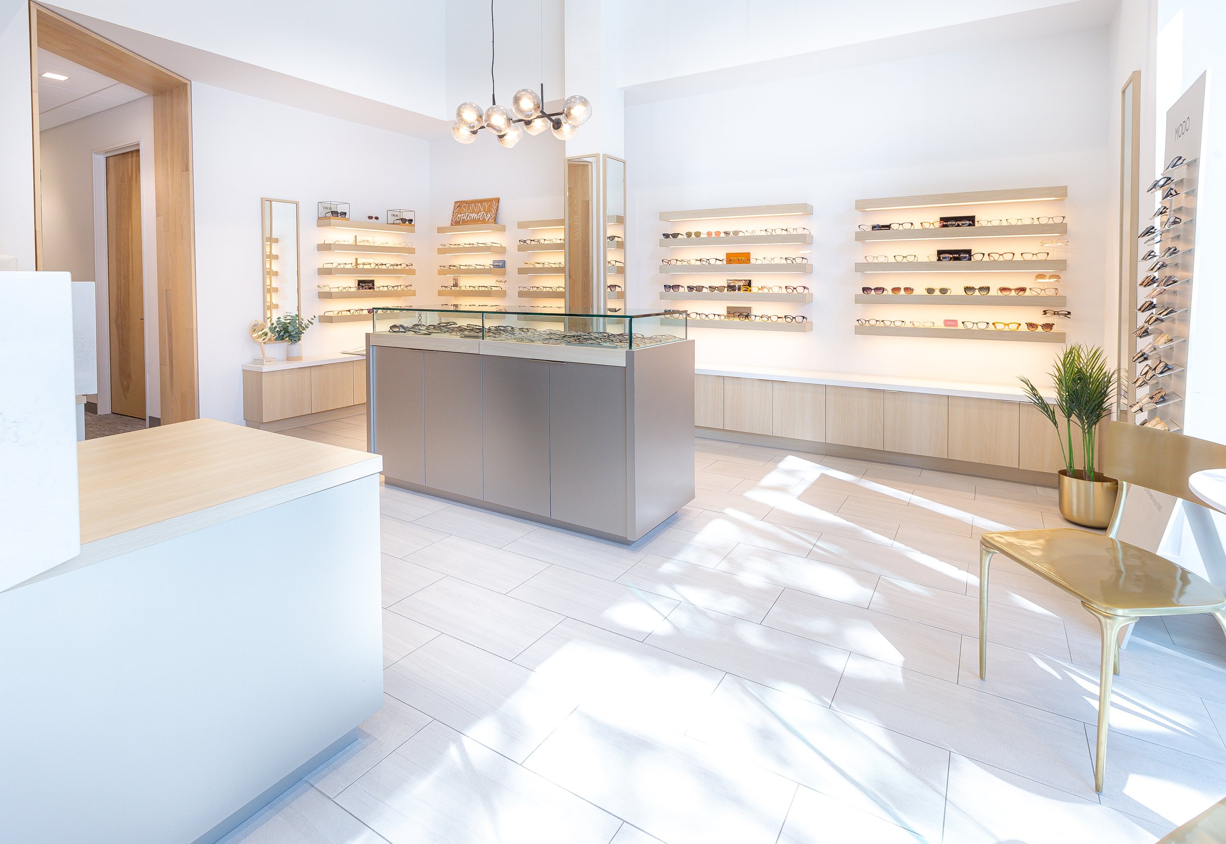 Sunny Optometry Photoshoot 2025-025.jpeg