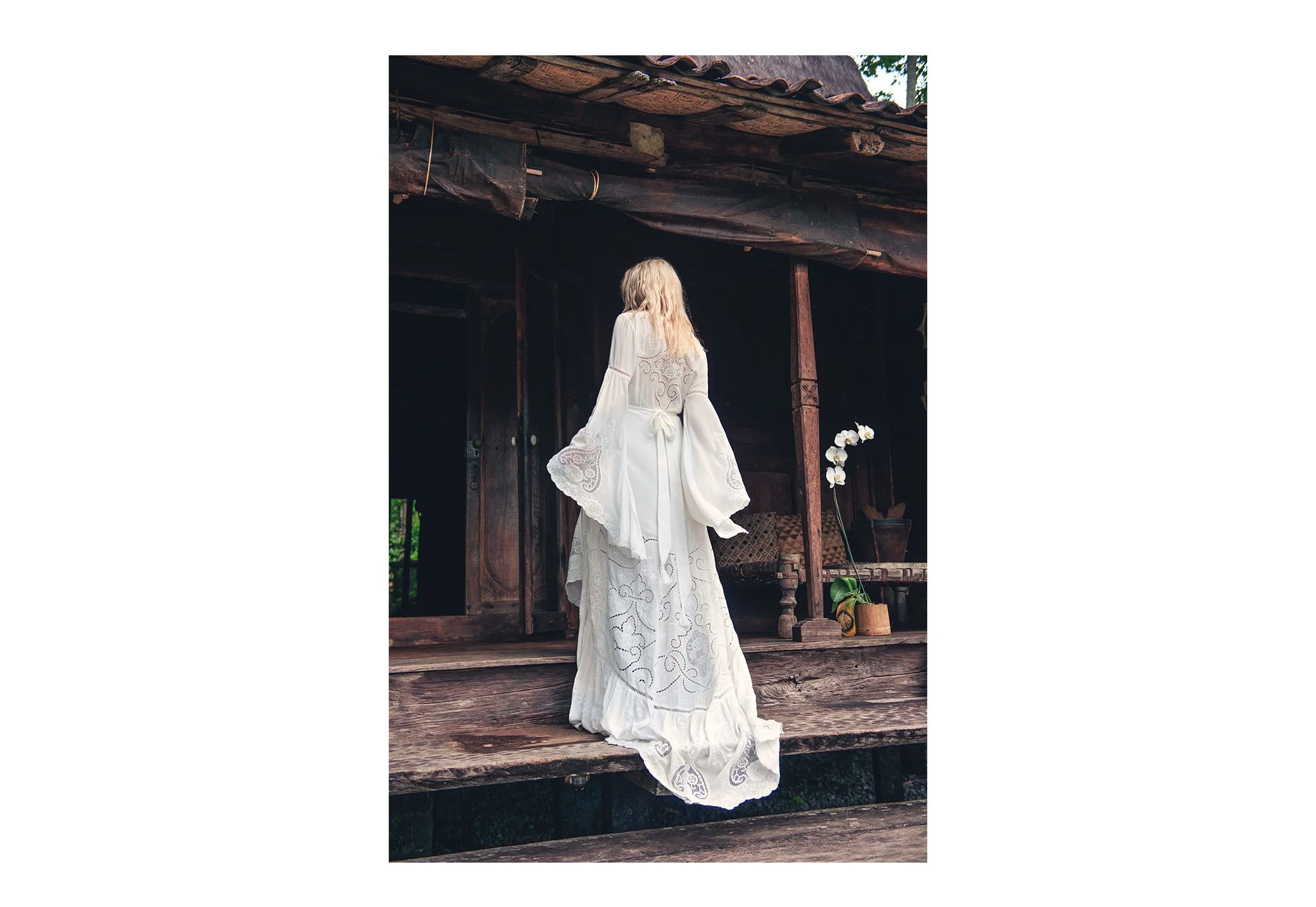 SpellBride16_CampaignScroll_08.jpg