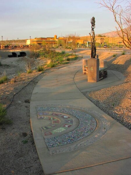 sttw-mosaic_handmade_oro-valley-marketplace-walkway.jpg