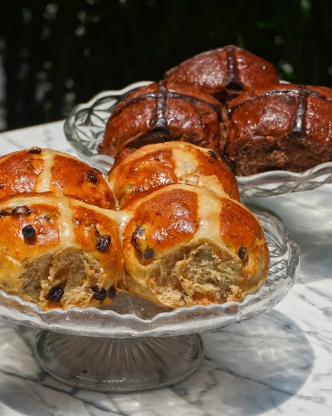 🌈🐣💫 EASTER BAKING IN FULL SWING! Mix and match 6 hot cross buns for RM42 or RM 7.50 each. 

Baked daily and available for a limited run, order yours today at all Jaslyn Cakes outlets or online.🐰🥚