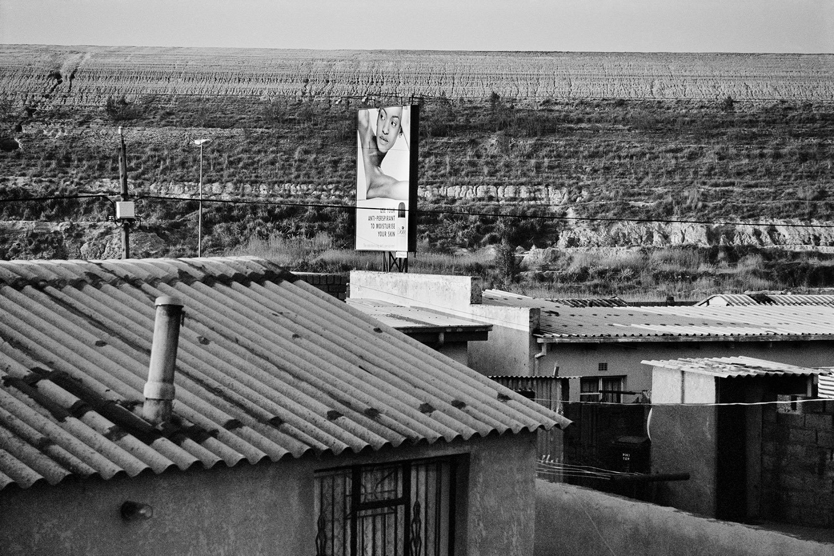  Dove Lady #3, Diepkloof Zone 3, Soweto/ 2002 