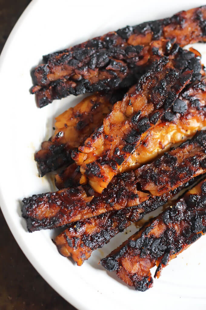 Vegan_Savory_oatmeal_tempeh_bacon_2_edit.jpg